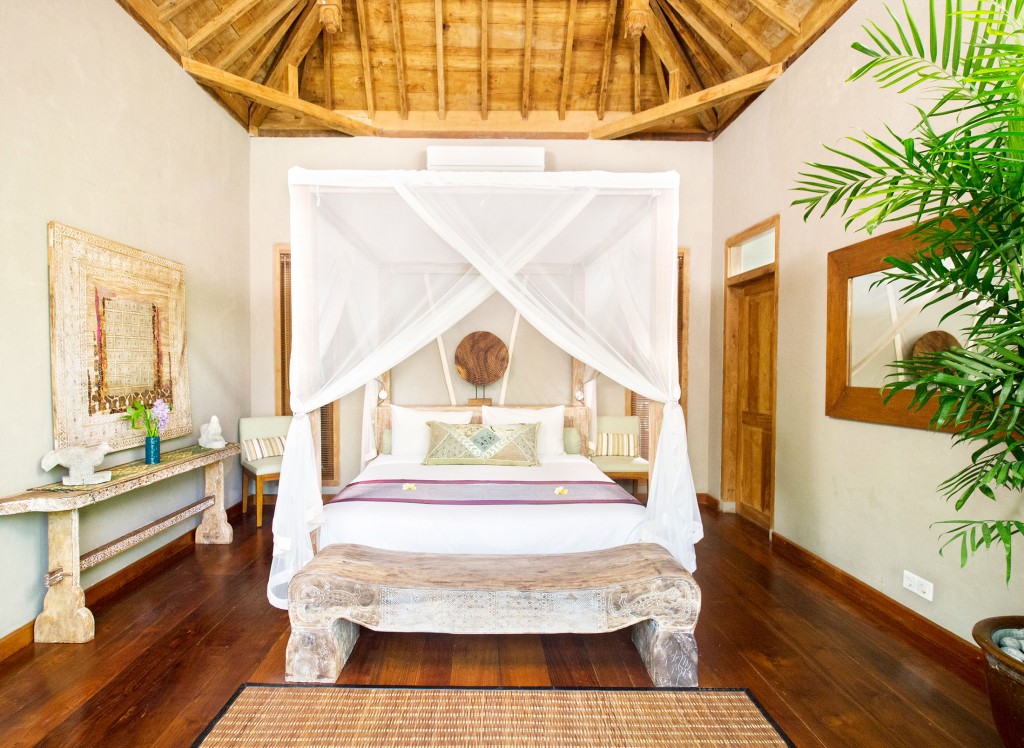 villa-shambala-guest-bedroom-luxury