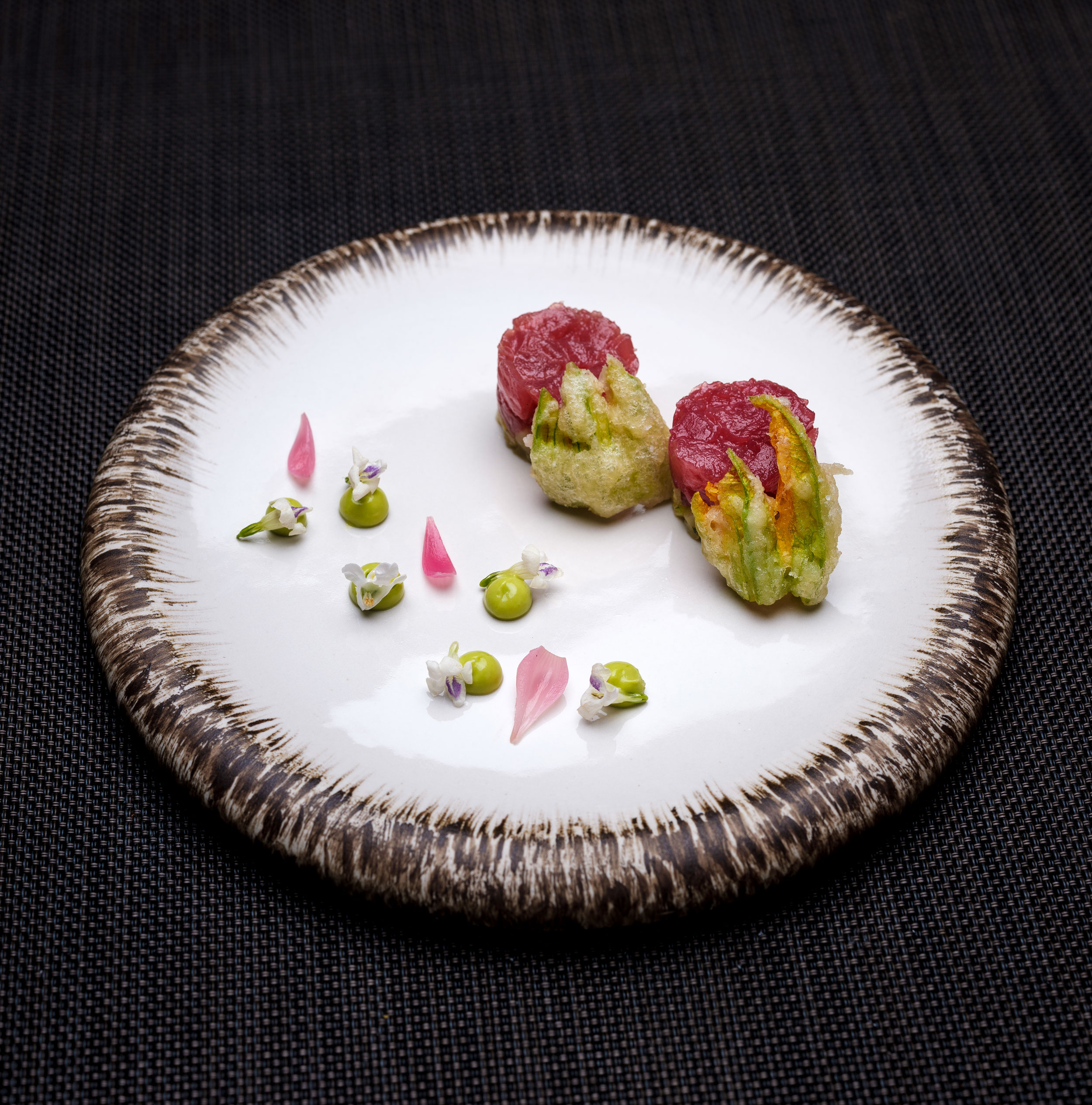 BVLGARI_Tartare,-avocado-cream,-smoked-vegetable_spice_tropicallife