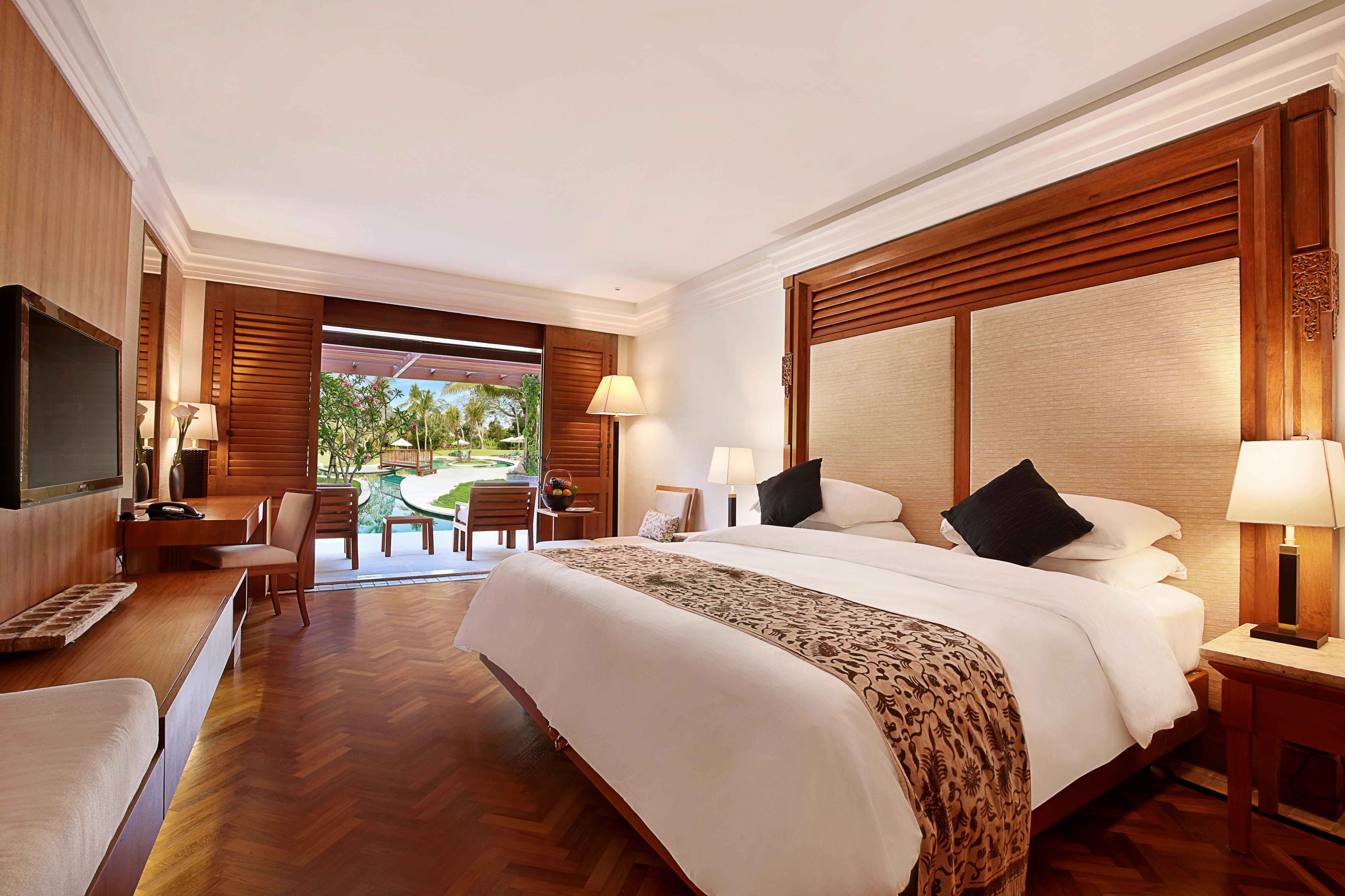 Living Like Royalty AT NUSA DUA BEACH HOTEL & SPA, BALI