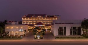 A Gateway to an Ancient World THE COURTYARD BY MARRIOTT RESORT SIEM REAP