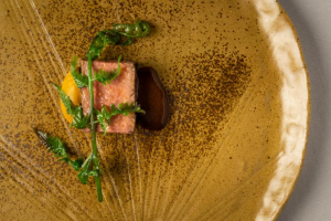 Innovative 10-Moments Tasting Menu <strong>at hom Restaurant</strong>
