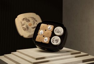 Metropole Hanoi Celebrates Mid-Autumn Festival with New Mooncake Collection