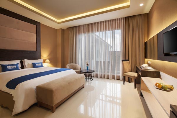 THE GROOVE EXPRESS HOTEL